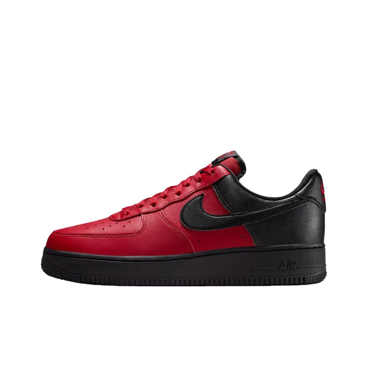Nike Shoes Air Force 1 - حذاء نايك إير فورس 1 للرجال